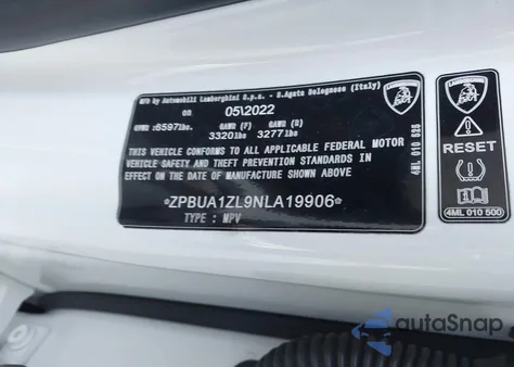 2022 Lamborghini Urus Graphite Capsule/Pearl Capsule z USA, uszkodzony, nr VIN ZPBUA1ZL9NLA19906